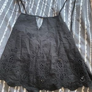 Very cute Tobi tank top with lacy design